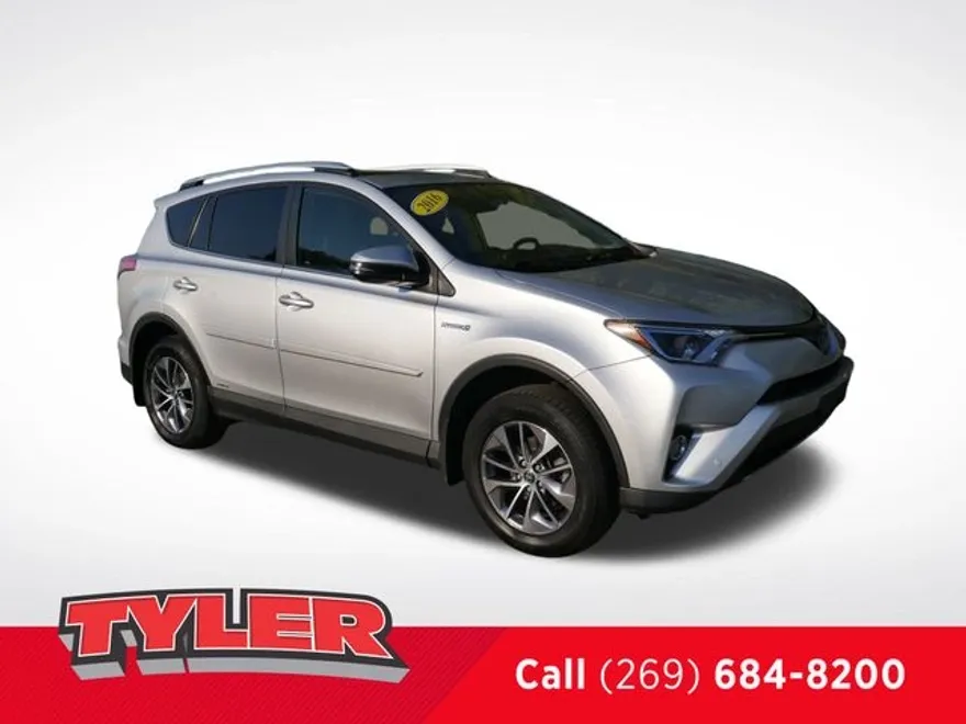 2016 Toyota RAV4 Hybrid XLE photo 1