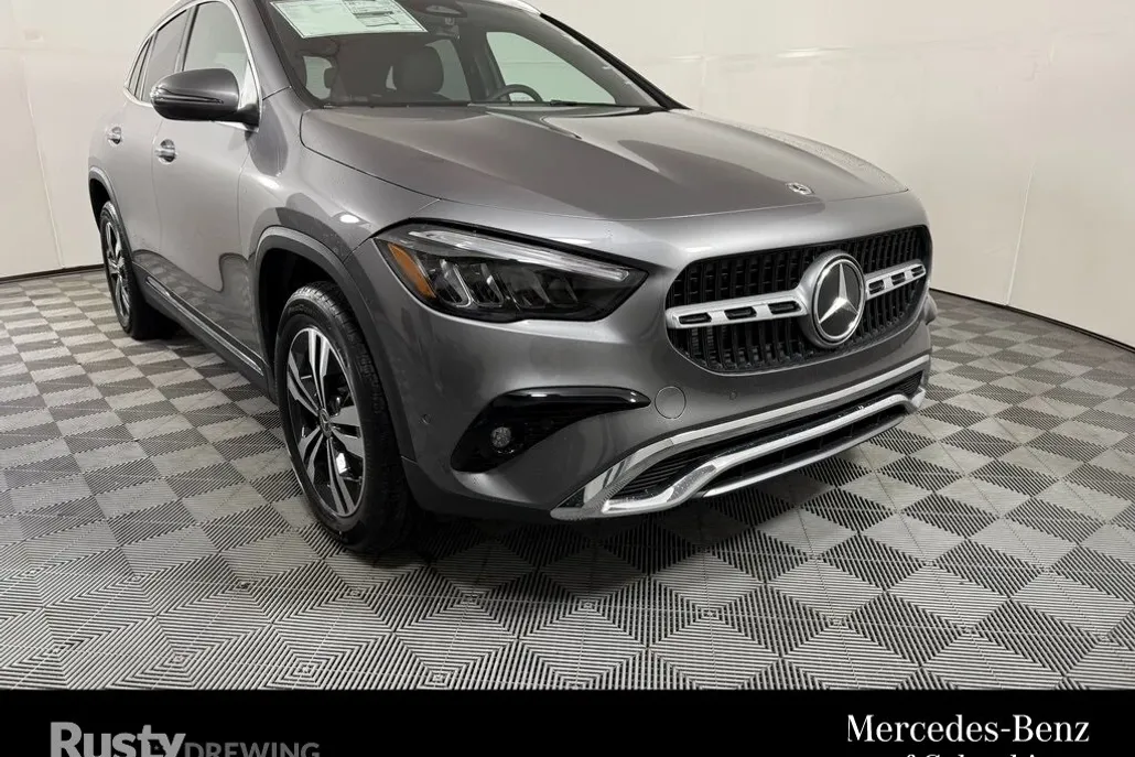 2025 Mercedes Benz GLA 250 4MATIC photo 1