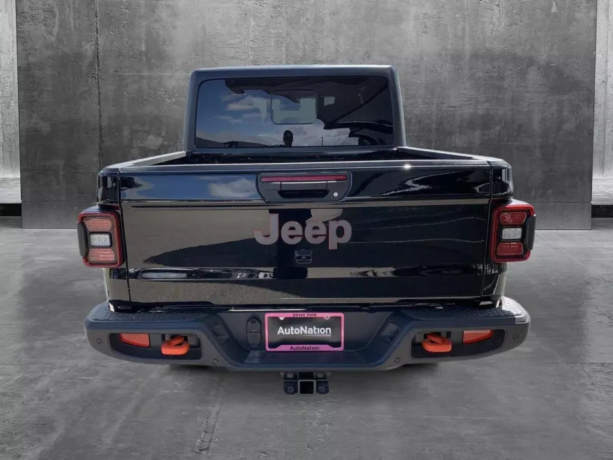 2025 Jeep Gladiator Mojave photo 4