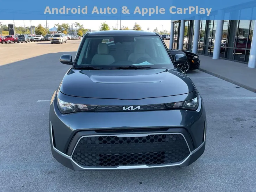 2023 Kia Soul LX photo 1