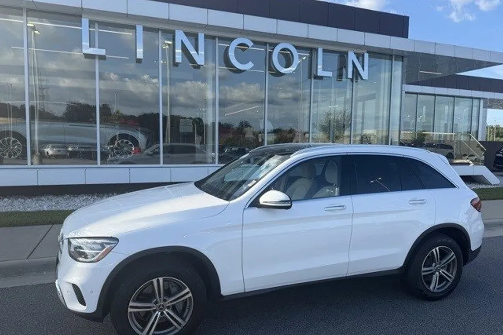 2021 Mercedes Benz GLC 300 4MATIC photo 1