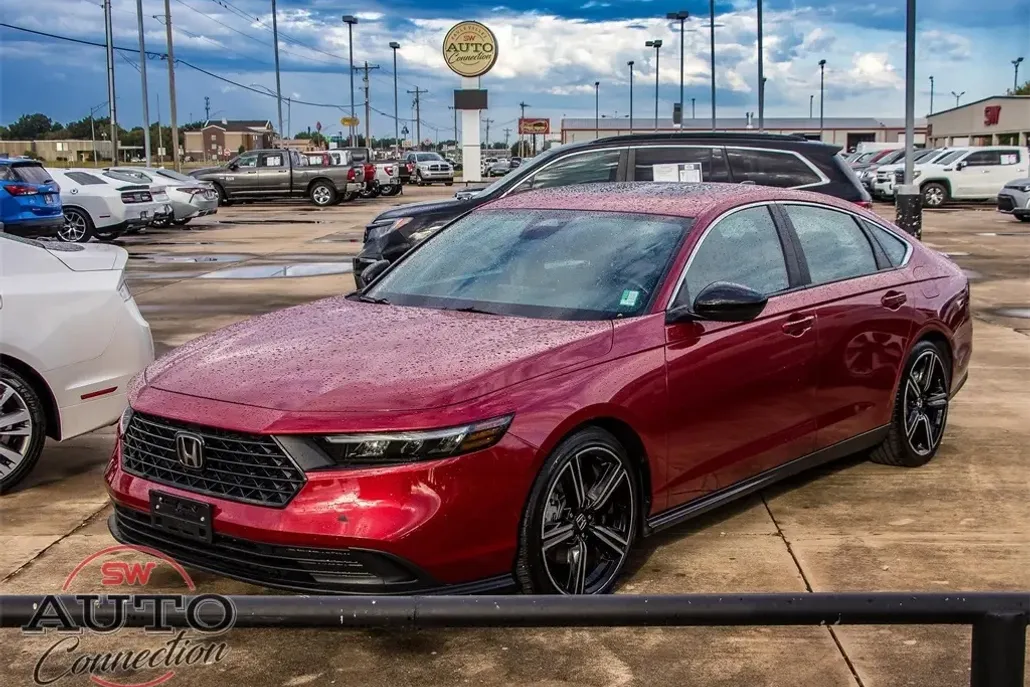 2024 Honda Accord Hybrid Sport photo 1