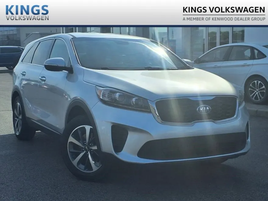 2020 Kia Sorento LX photo 1