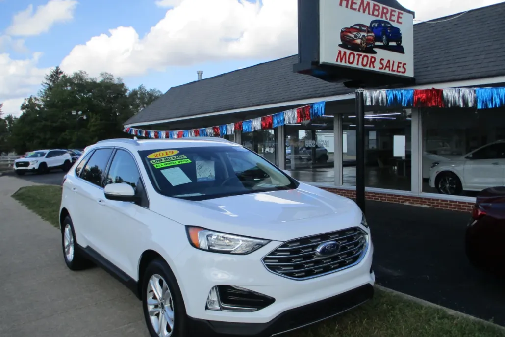 2019 Ford Edge SEL photo 1