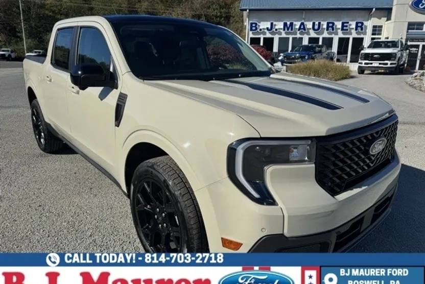 2025 Ford Maverick Lariat photo 1