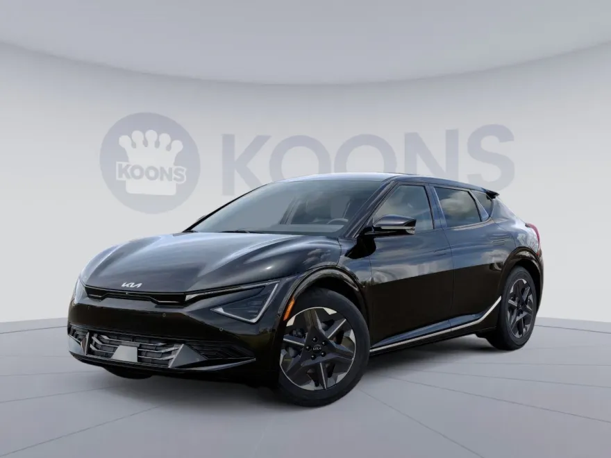 2025 Kia EV6 Light photo 1