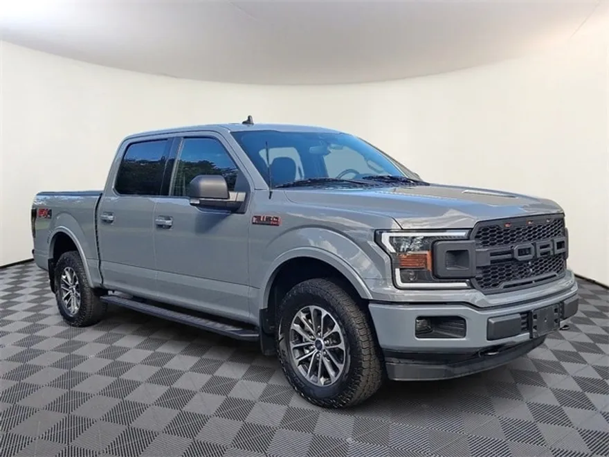 2020 Ford F-150 XLT photo 1
