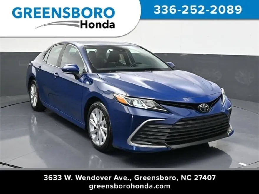 2024 Toyota Camry LE photo 1