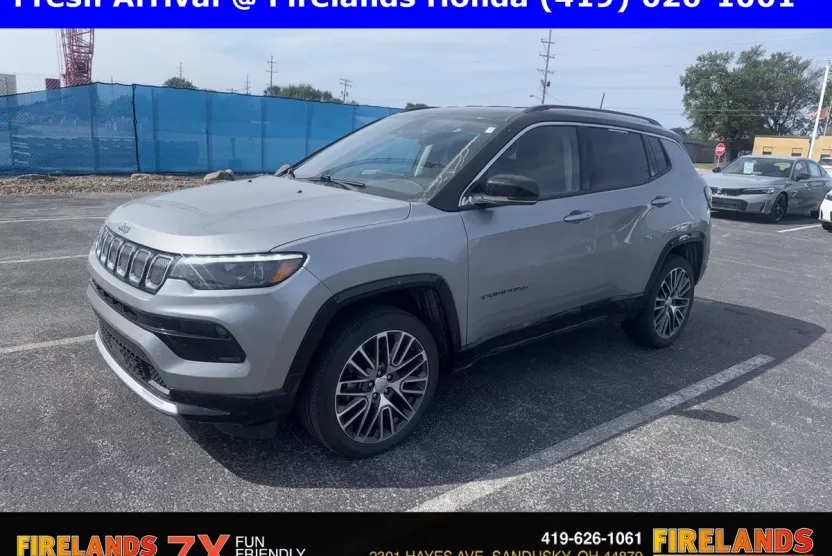 2022 Jeep Compass Limited photo 1