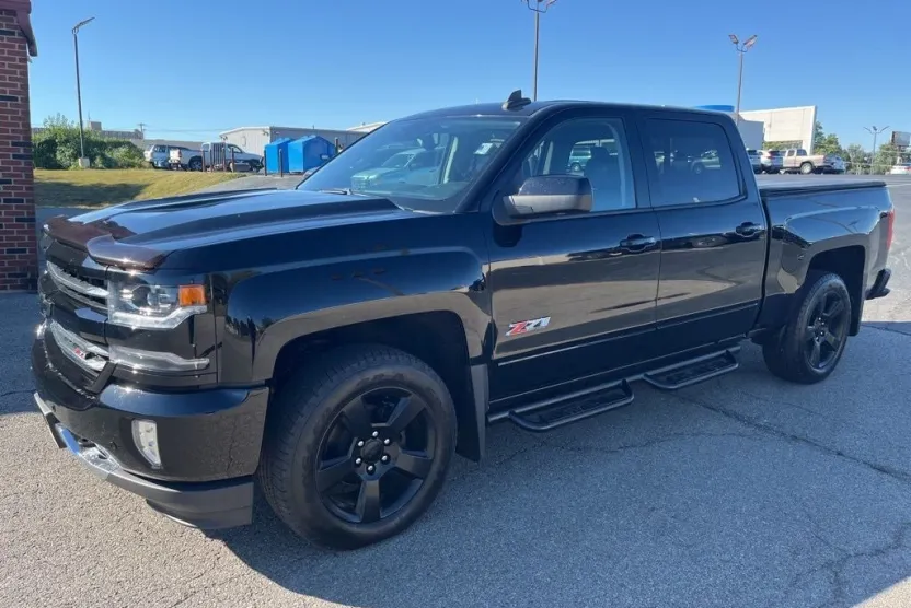 2016 Chevrolet Silverado 1500 LTZ photo 1