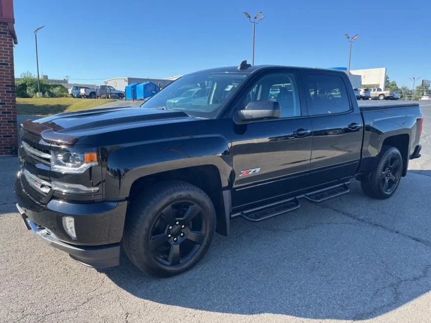 2016 Chevrolet Silverado 1500 LTZ photo 1