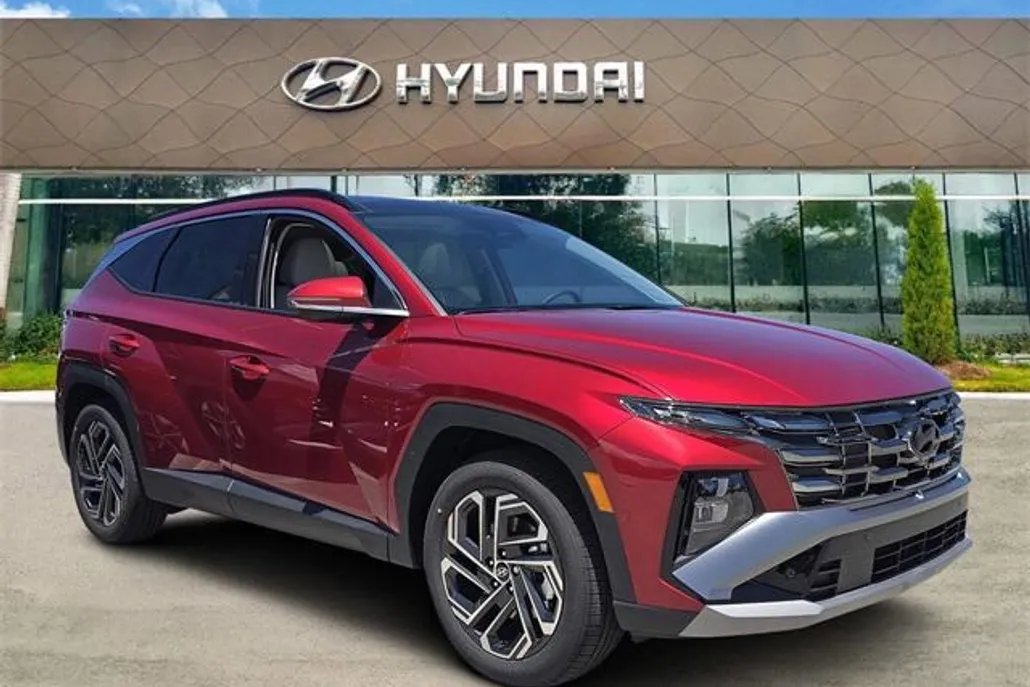 2025 Hyundai Tucson Limited photo 1