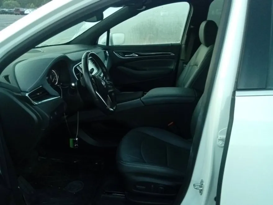 2023 Buick Enclave Essence photo 1
