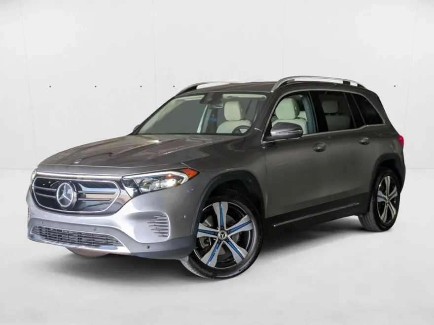 2023 Mercedes Benz EQB 300 4MATIC photo 1