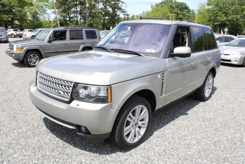 2012 Land Rover Range Rover HSE LUX photo 1