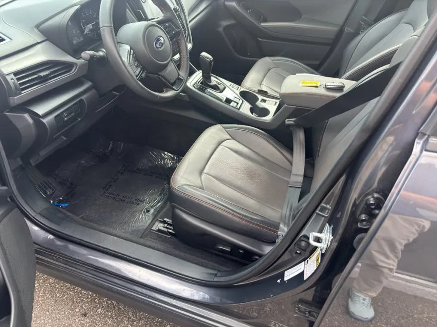 2024 Subaru Crosstrek Limited photo 1