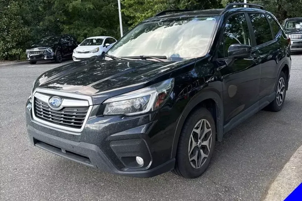 2021 Subaru Forester Premium photo 1