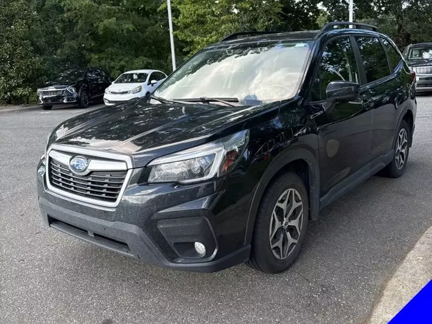 2021 Subaru Forester Premium photo 1