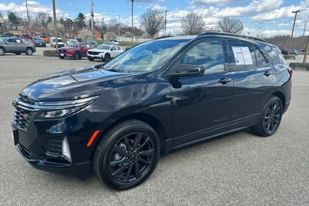 2023 Chevrolet Equinox RS photo 1