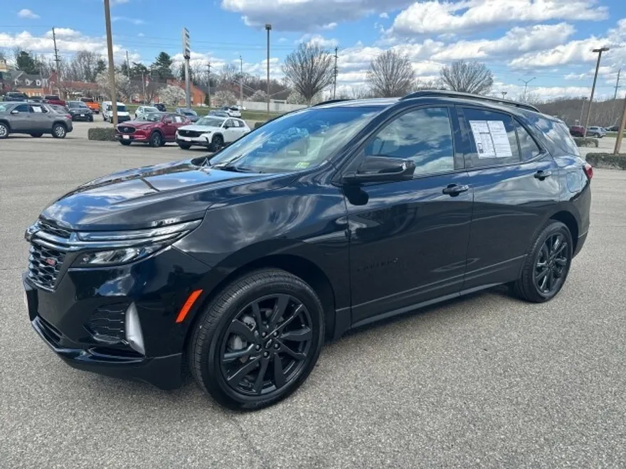 2023 Chevrolet Equinox RS photo 1