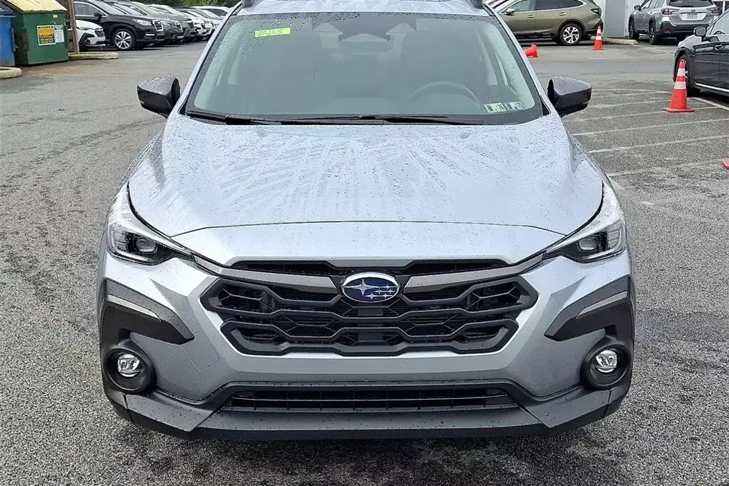 2024 Subaru Crosstrek Limited photo 1