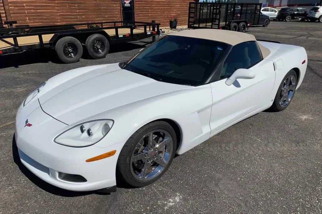 2007 Chevrolet Corvette Convertible LT2 photo 1