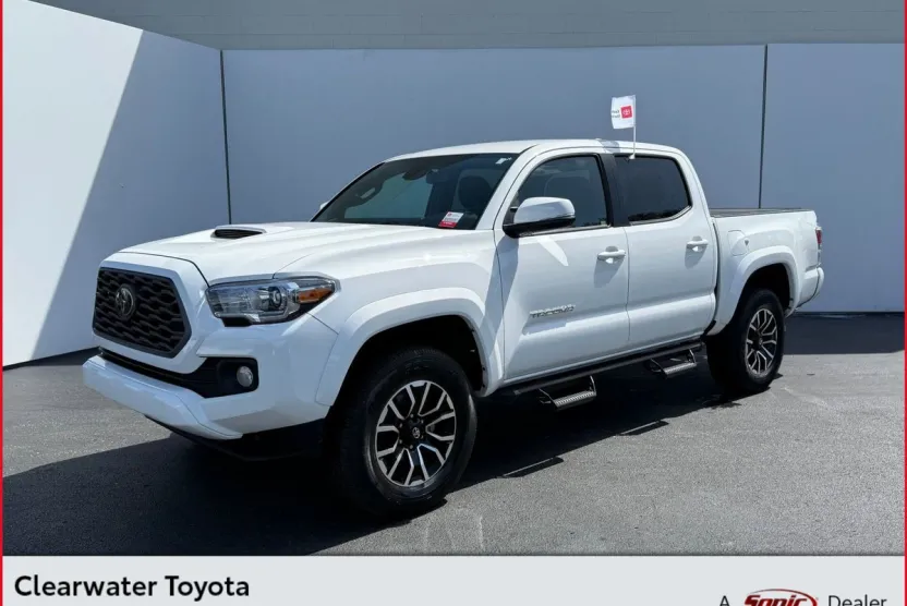 2022 Toyota Tacoma TRD Sport Double Cab V6 photo 1