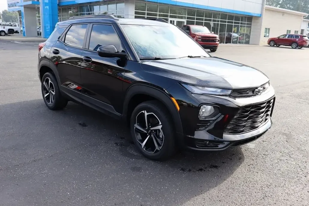 2022 Chevrolet Trailblazer RS photo 1