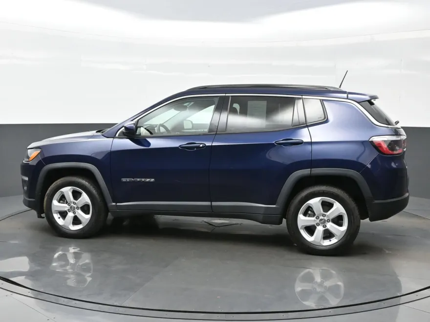2021 Jeep Compass Latitude photo 1