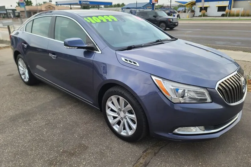 2015 Buick LaCrosse Leather photo 1