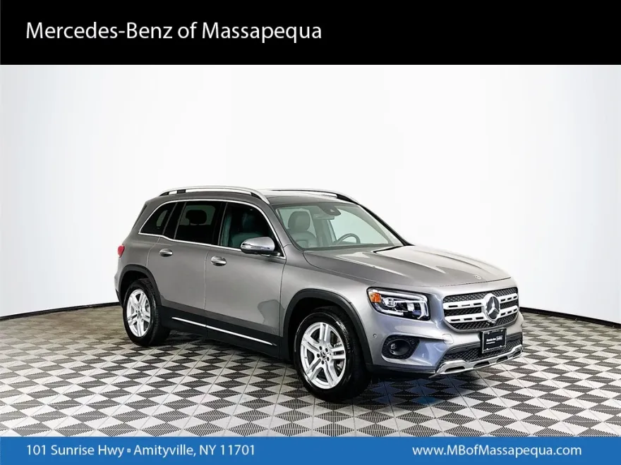 2022 Mercedes Benz GLB 250 4MATIC photo 1