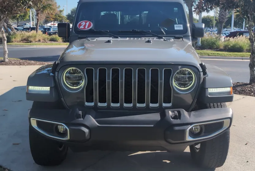 2021 Jeep Gladiator Overland photo 1