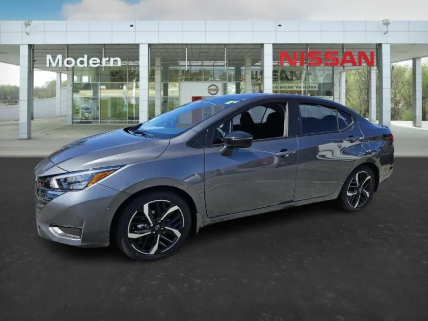 2025 Nissan Versa SR photo 1