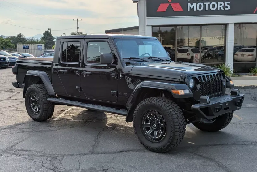 2021 Jeep Gladiator Sport S photo 1