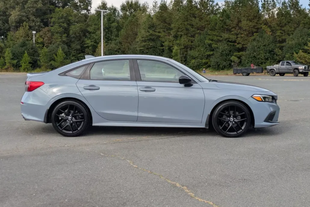 2022 Honda Civic Sport photo 1