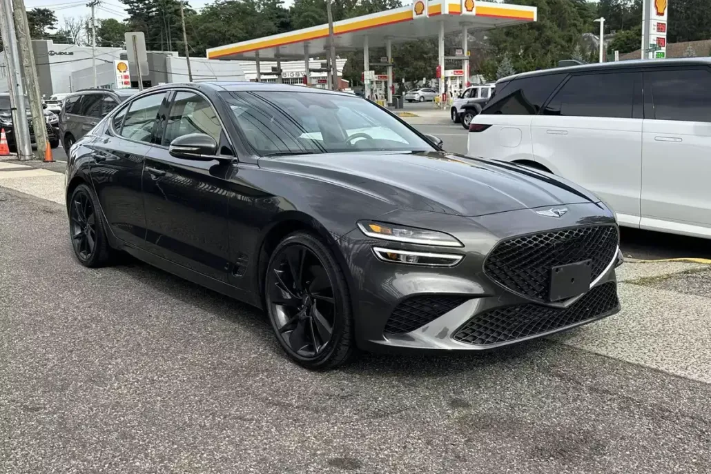 2023 Genesis G70 2.0T photo 1