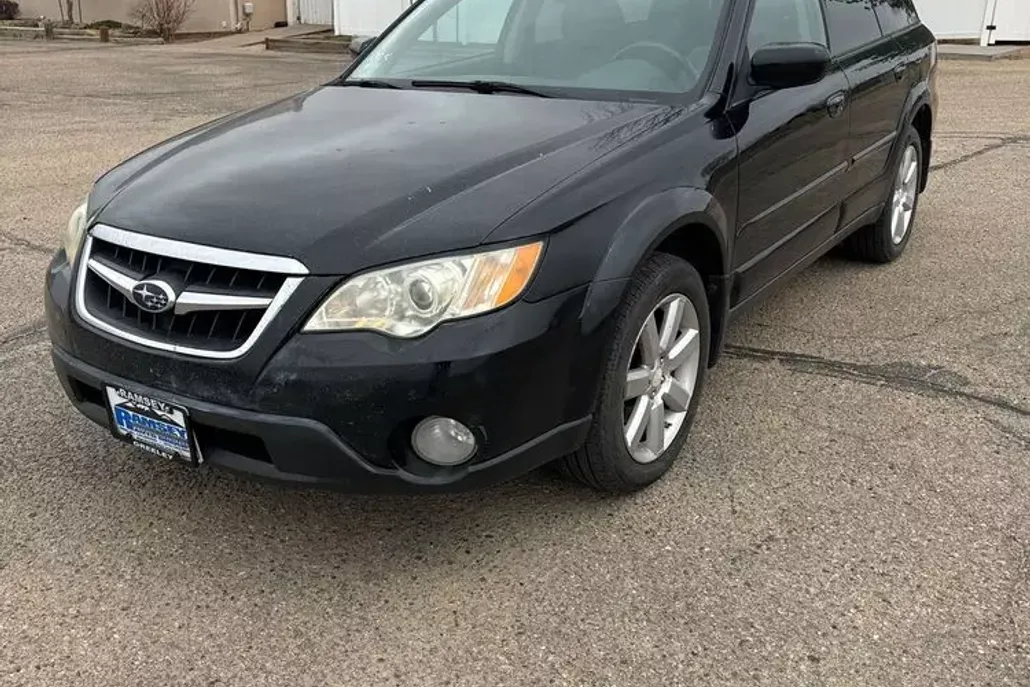 2009 Subaru Outback 2.5i Limited photo 1