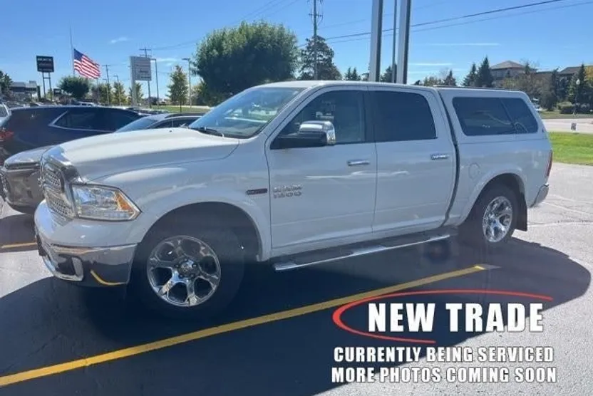 2016 Ram 1500 Laramie photo 1
