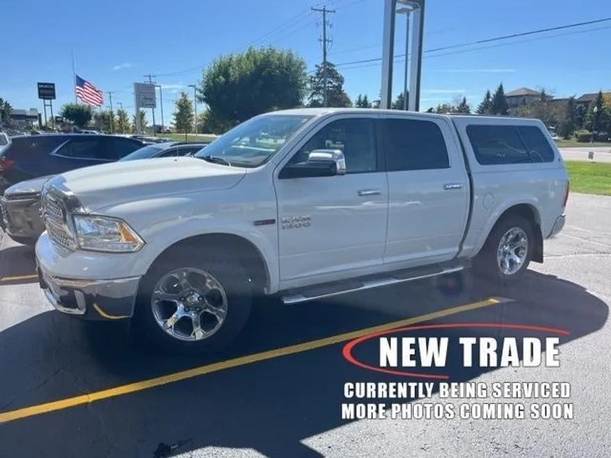 2016 Ram 1500 Laramie photo 1