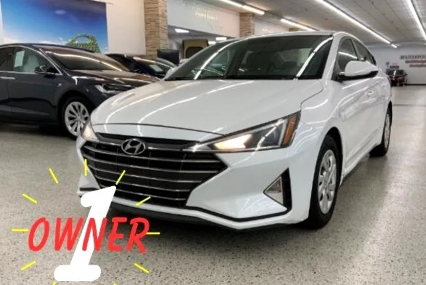 2019 Hyundai Elantra SE photo 1