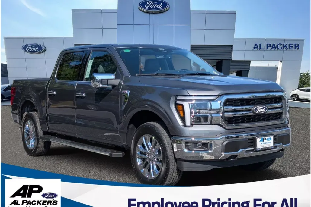 2025 Ford F-150 Lariat photo 1