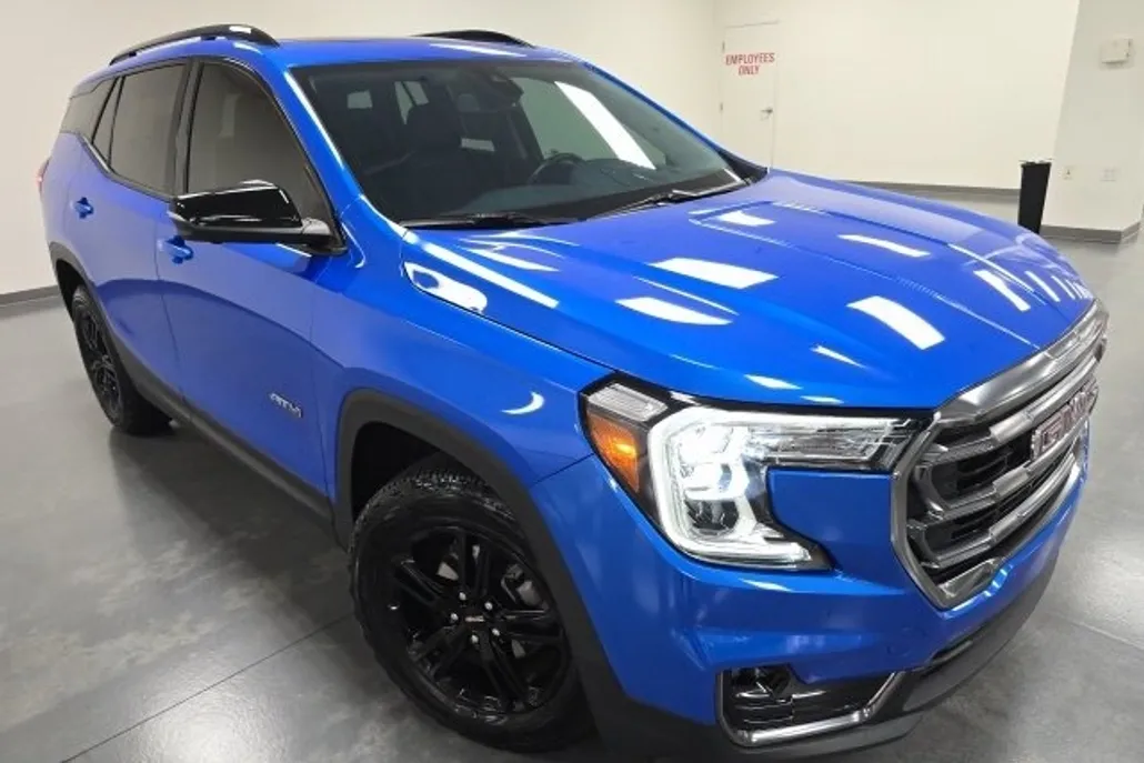2024 Gmc Terrain AT4 photo 1