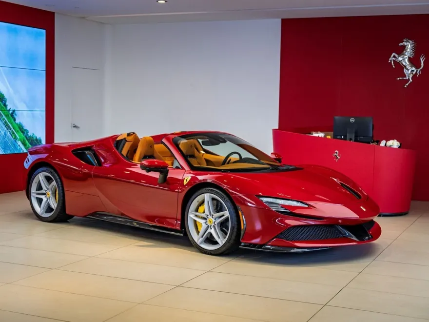 2023 Ferrari SF90 Spider Base photo 1
