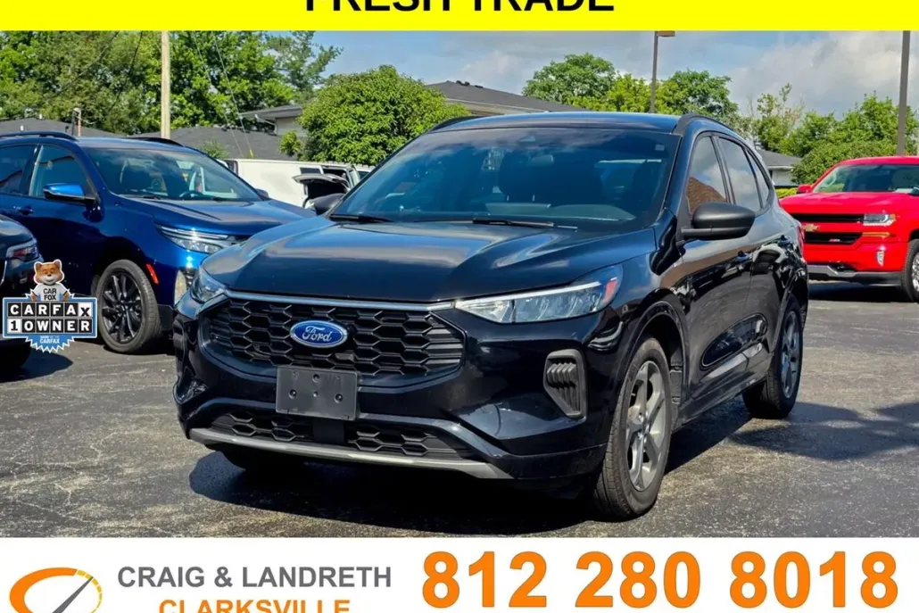 2024 Ford Escape ST-Line photo 1