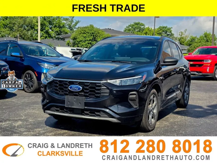 2024 Ford Escape ST-Line photo 1