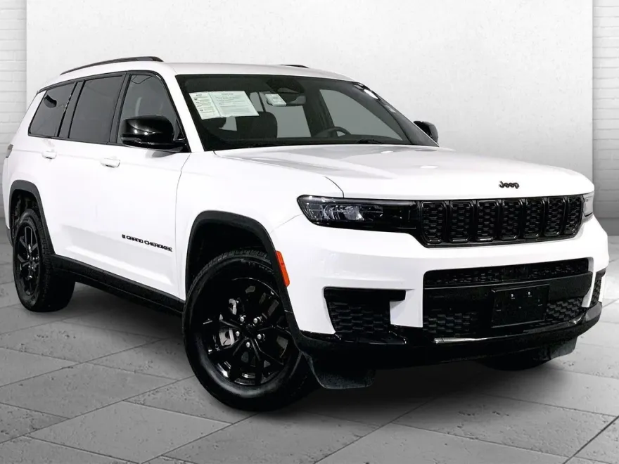 2024 Jeep Grand Cherokee Altitude photo 1
