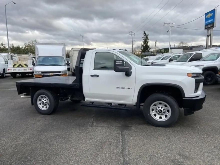 2022 Chevrolet Silverado 3500HD photo 1