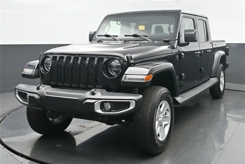 2022 Jeep Gladiator Sport photo 1
