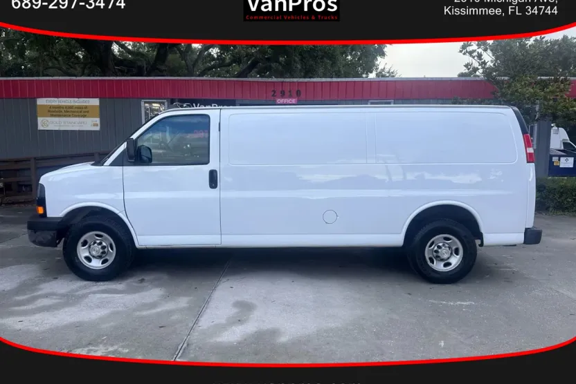 2021 Chevrolet Express 2500 Cargo Van photo 1