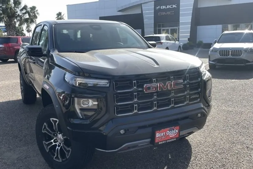 2025 Gmc Canyon AT4 photo 1